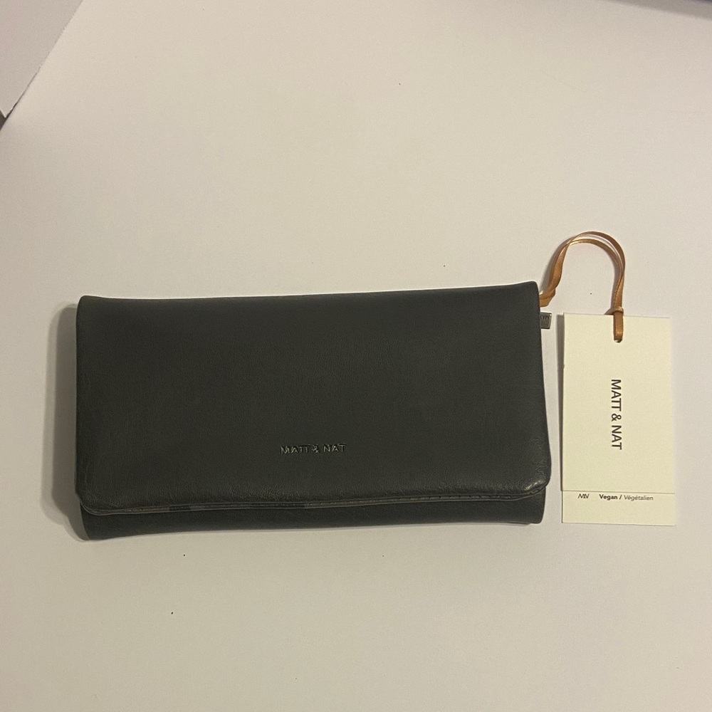 Matt & Nat vegan Classic Black long Wallet Clutch - Picture 14 of 14